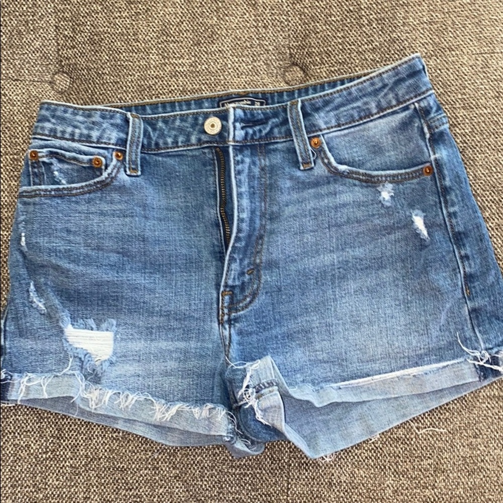 Abercrombie stretchy shorts